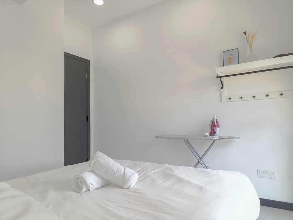 Neu Suites by Manhattan Group