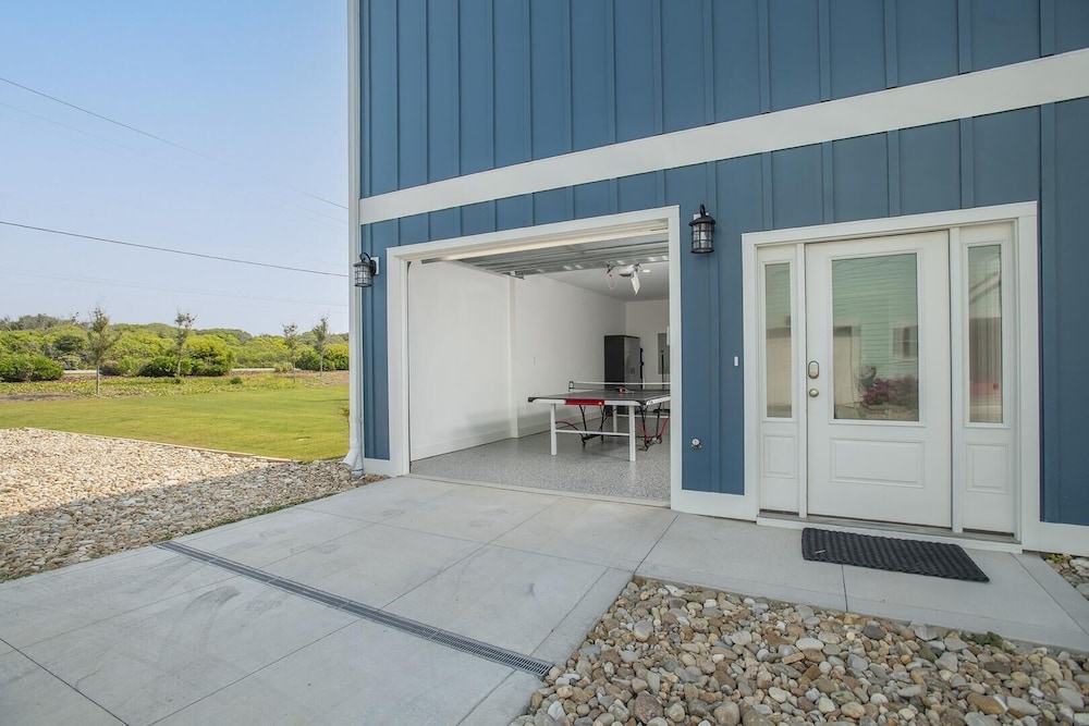Forever Blue 6 Bedroom Home