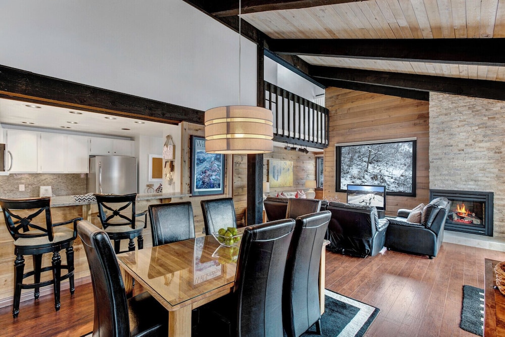 Snowmass Mountain by Snowmass Vacations