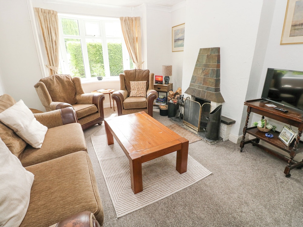 Ewenny Cottage