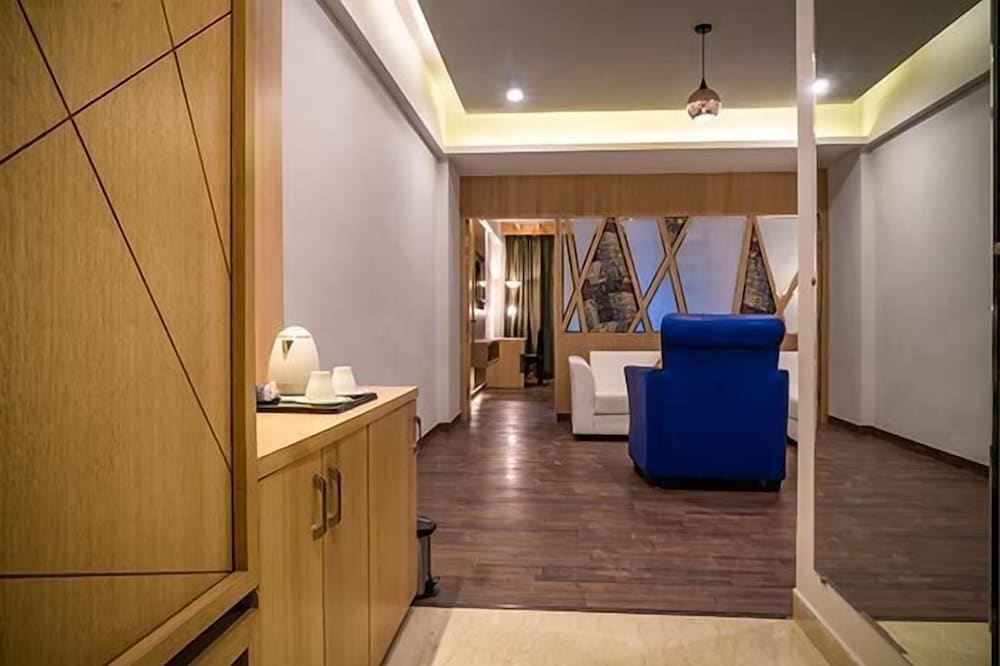 Via Lakhela Resort & Spa
