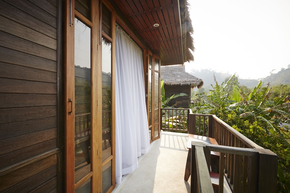 Wareerak Hot Spring & Wellness