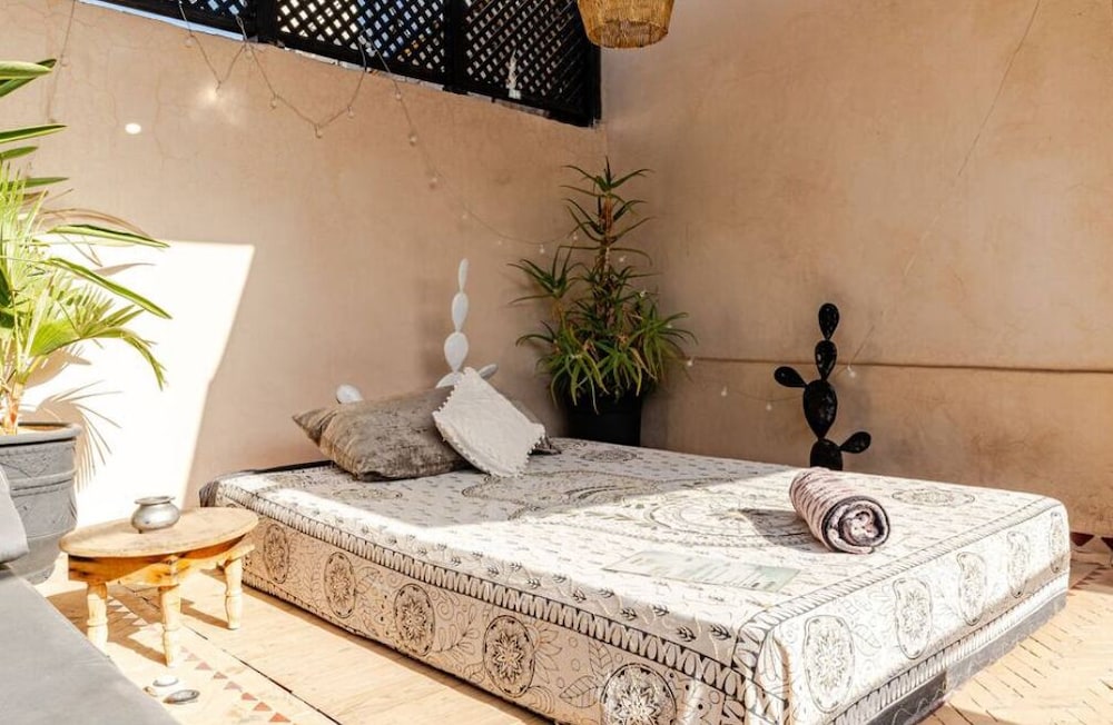 Riad basidi