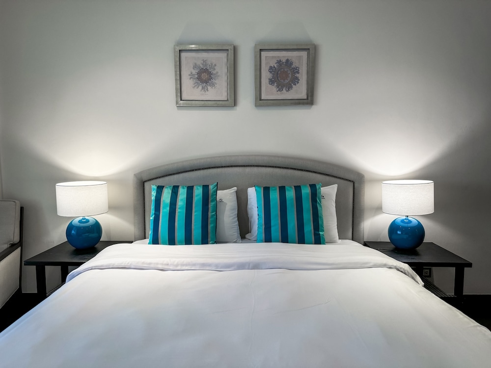 Resort Apartments - Royal Amwaj North
