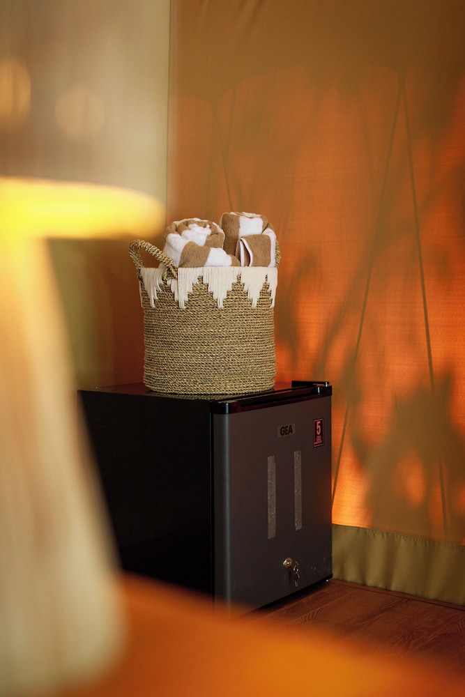 Barefoot Glamping