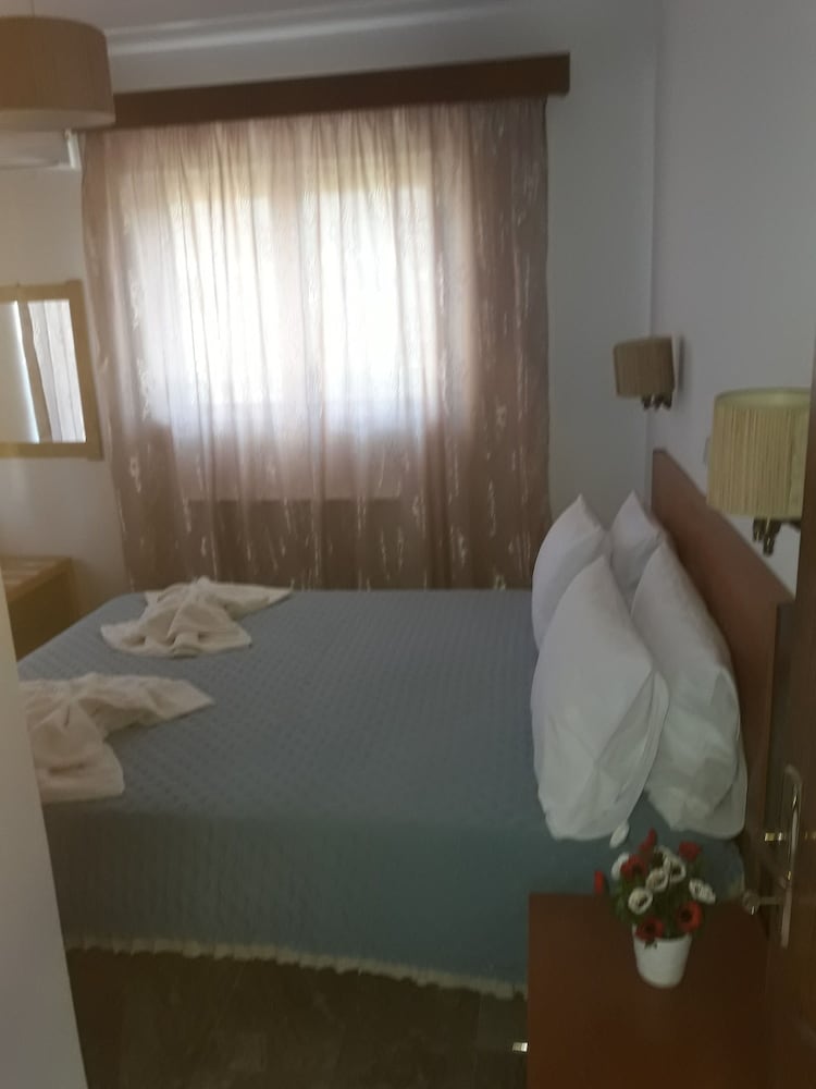 Anastasias House, Zipari view 5