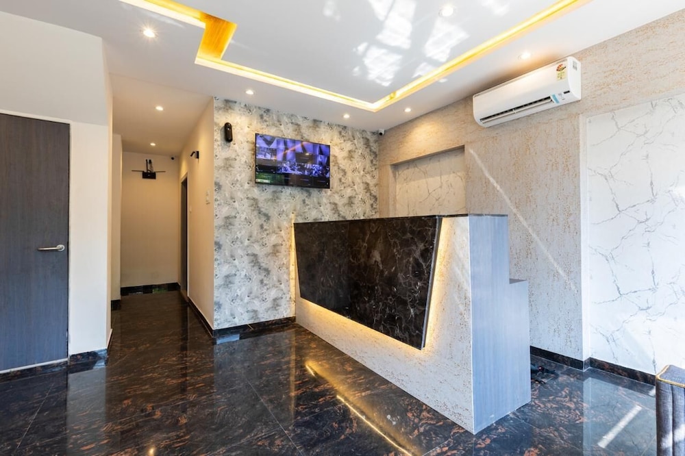 Hotel Artilla Borivali