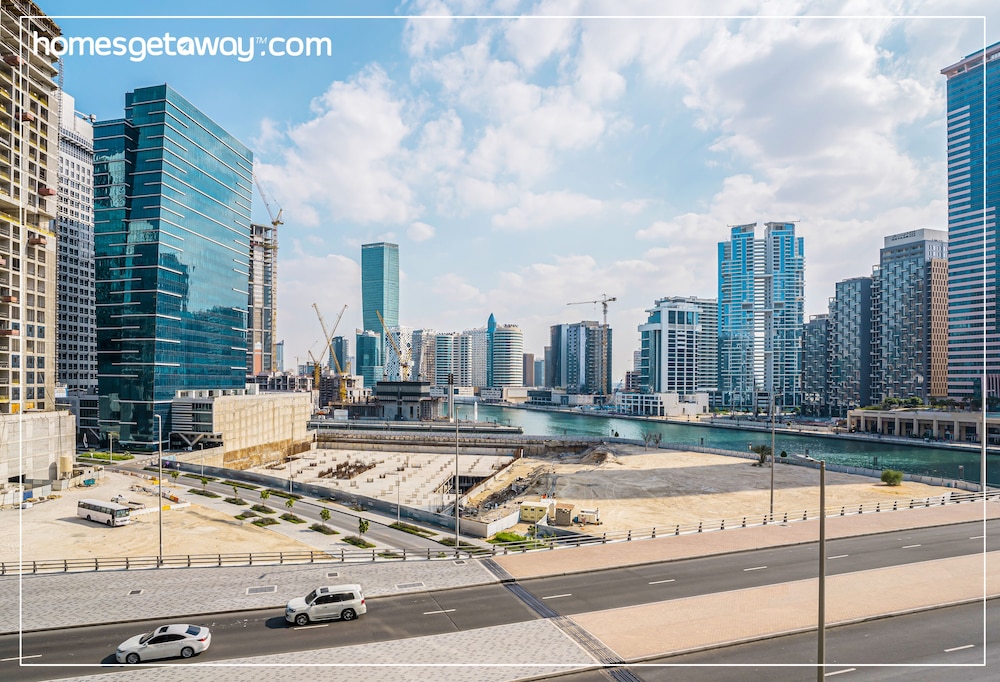 HomesGetaway - Cozy 1BR in Zada Tower