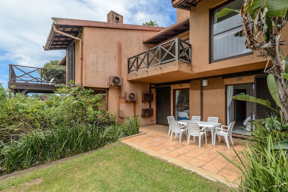 San Lameer Villa Rentals 2529