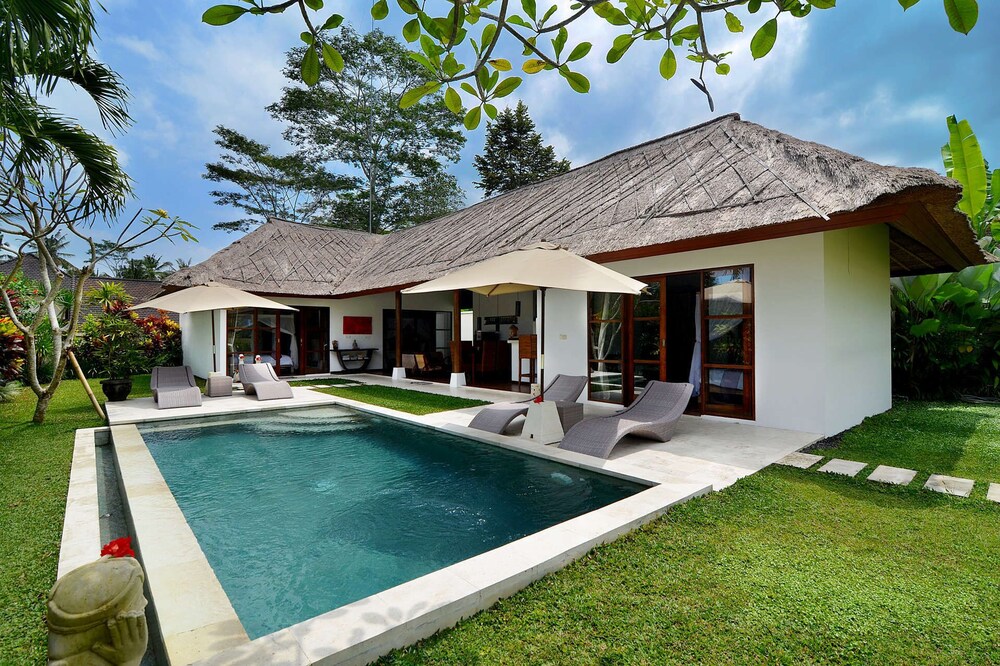 Luxury Villa in Bali near Beach, Bali Villa 2031 view 2