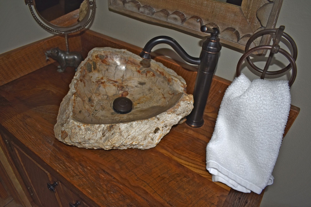 Bear Creek Lodge Cabin Resort