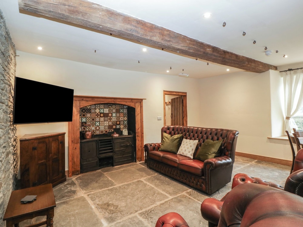 Evenjobb Court Farmhouse