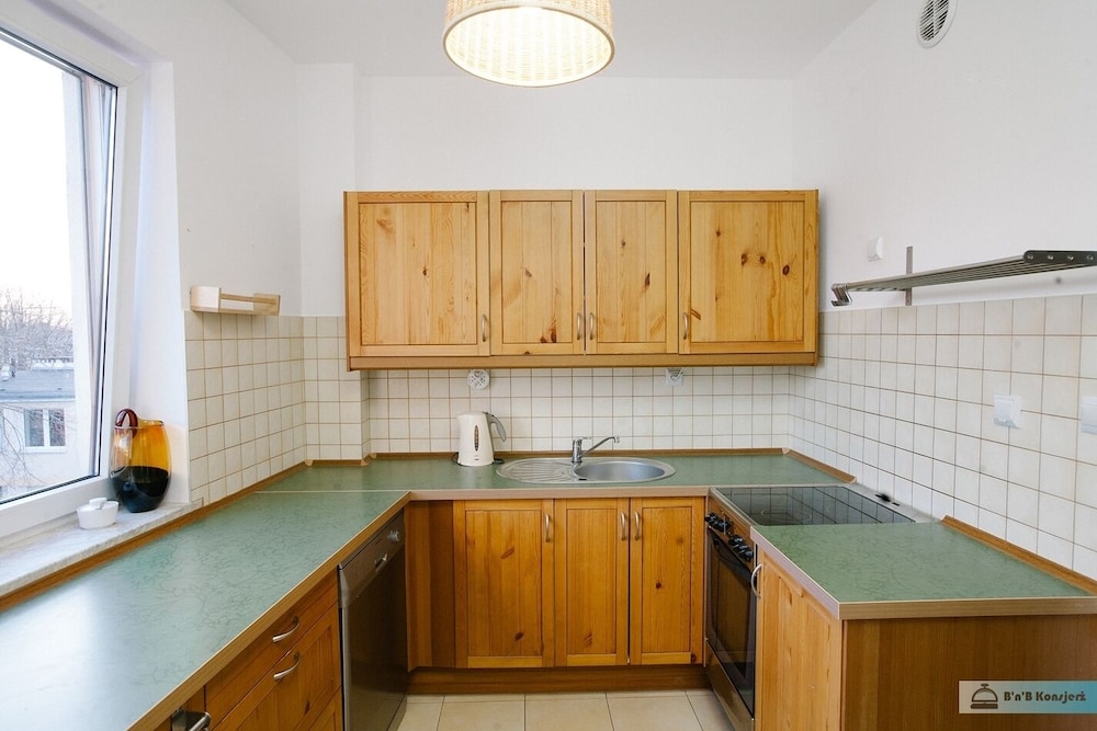 Warsaw Concierge Saxon Apartment view 5
