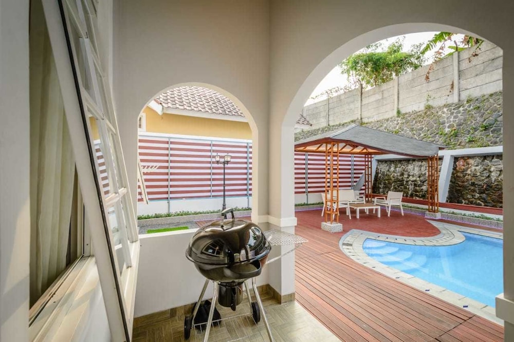 Villa Kota Bunga Puncak 2 Bedroom view 3