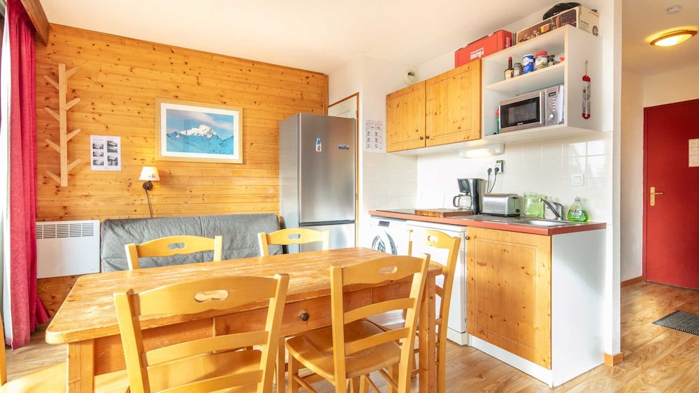 Mountain Escape for 4 Guests