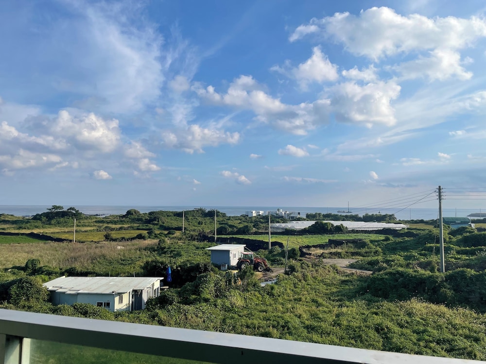 Yegerina Resort
