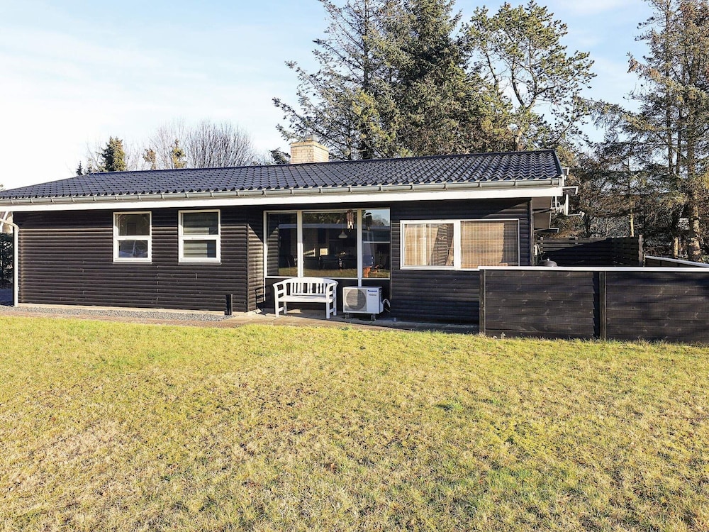 6 Person Holiday Home in Hals view 4