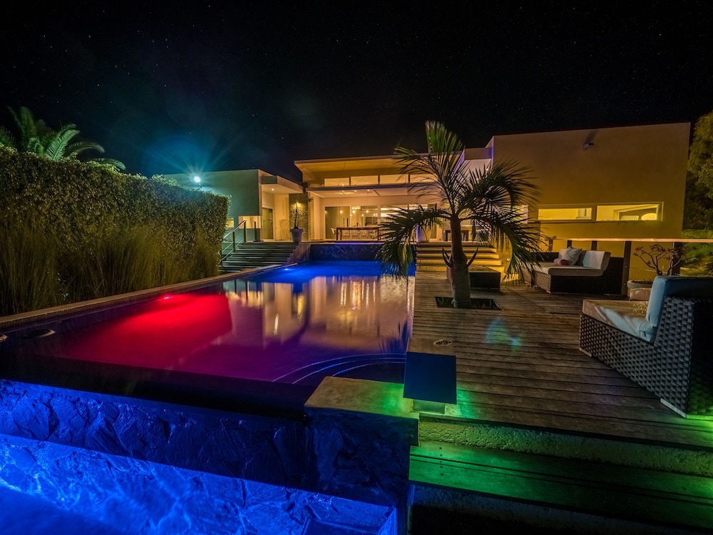 Villas Agua Dulce