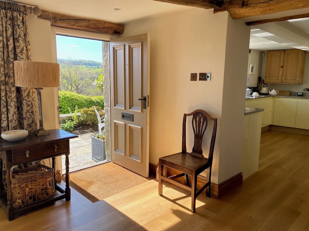 Woodlea Cottage