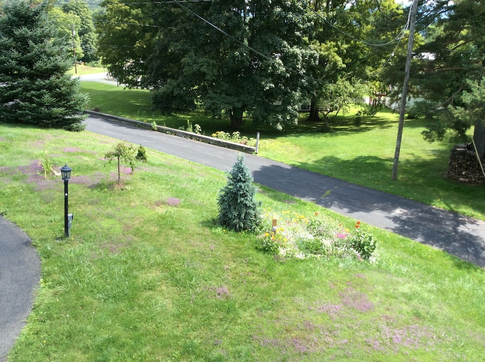 Georgian Garden Inn