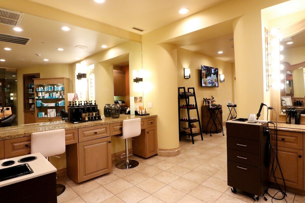 Beautiful San Luis Condo Amazing Pool View and Amenities