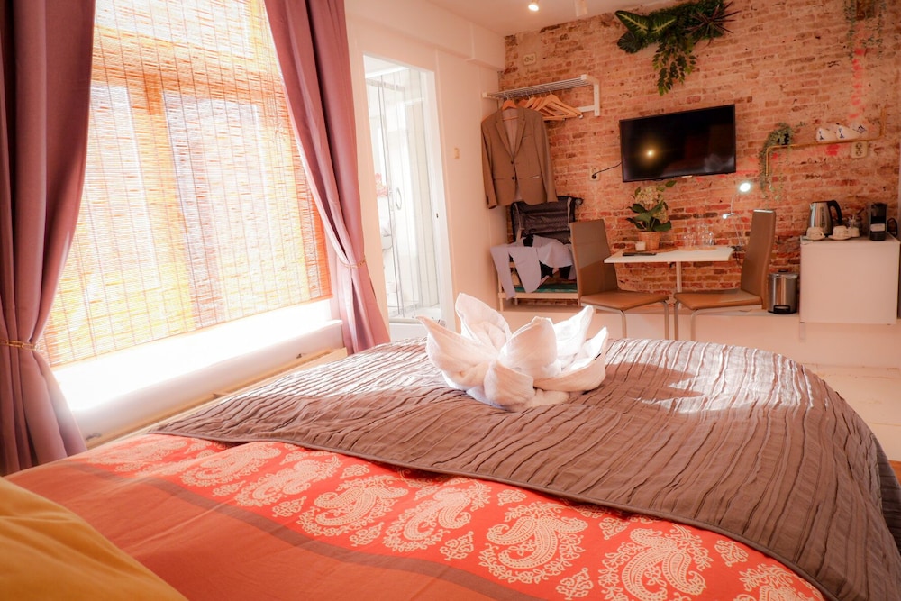 Edson Guesthouse