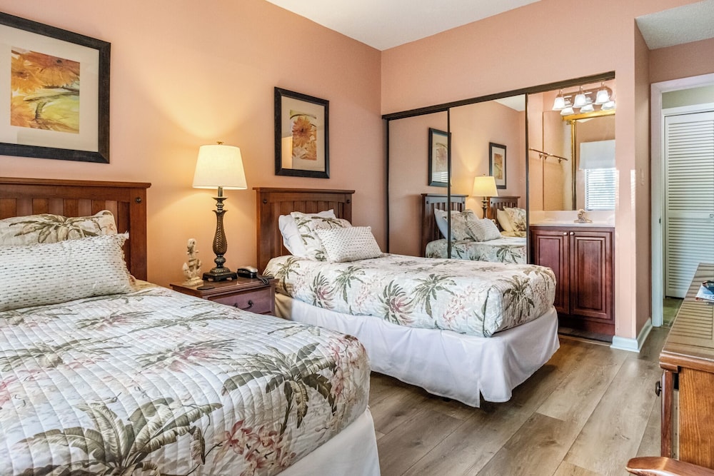 Romar House by Southern Vacation Rentals