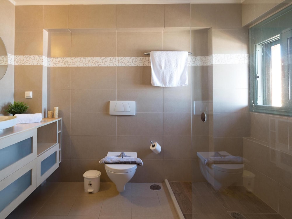 Villa Eolos With Private Pool