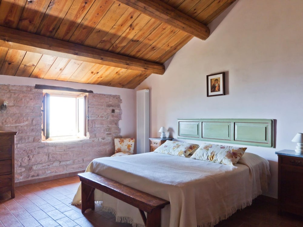 Apartment in a Countryhouse With Pool view 2