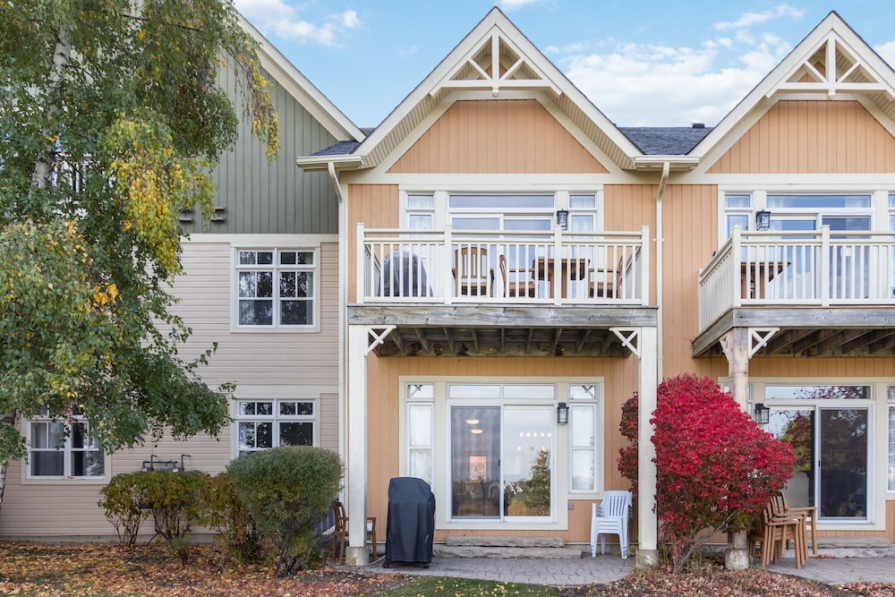 Rivergrass Condos