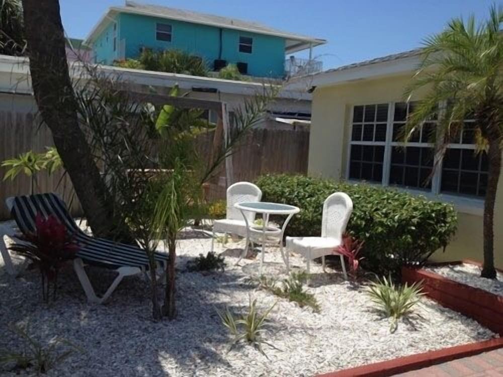 Sand Glo Villas