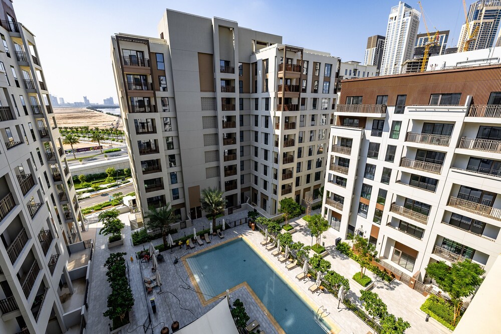Bayshore 3 704 Creek