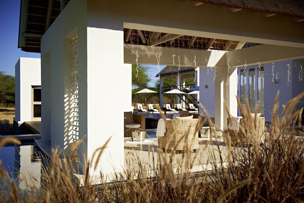 Emanya at Etosha Game Lodge