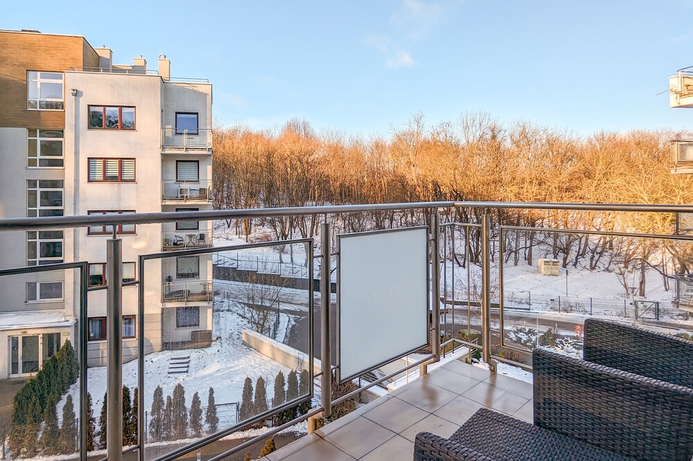 Gdańsk City Center Modern by Renters view 4