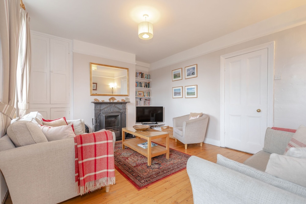 Swift Cottage