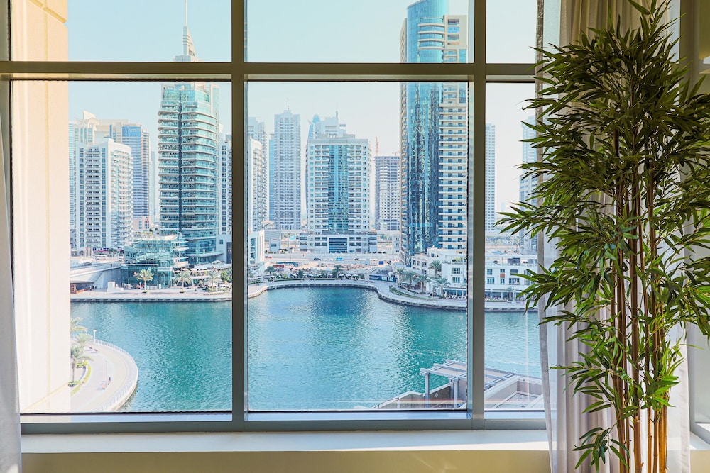 Nasma Luxury Stays - Park Island Blakely