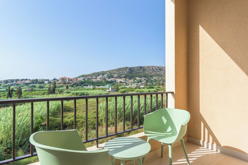 Glow Studios & Apartments in Batroun