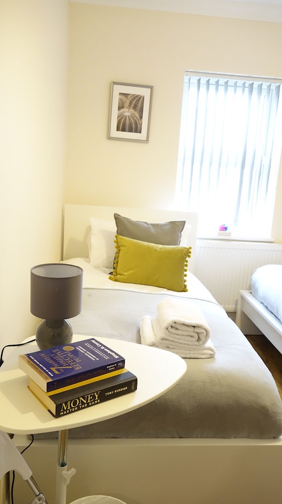 Heathrow Ensuites Rooms