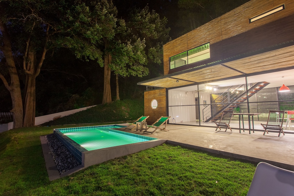 Bamboo Garden House