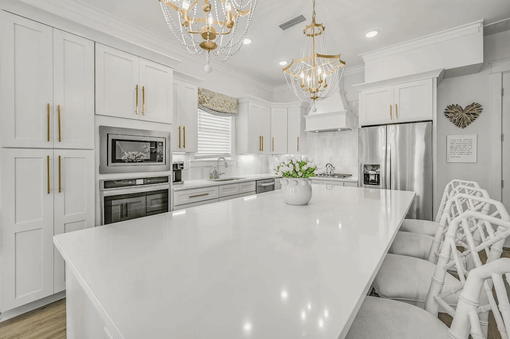 Newly Built, Walk to Dune Allen Beach, Pool 30A Ocean Pearl by Avantstay