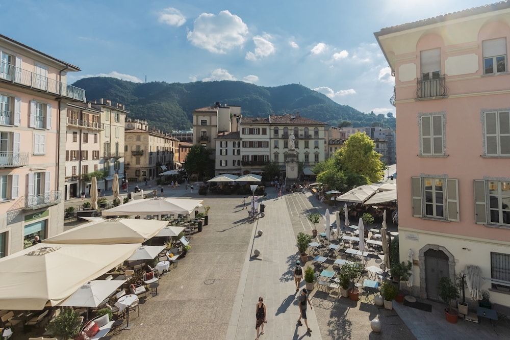 Linda Apartments in Como