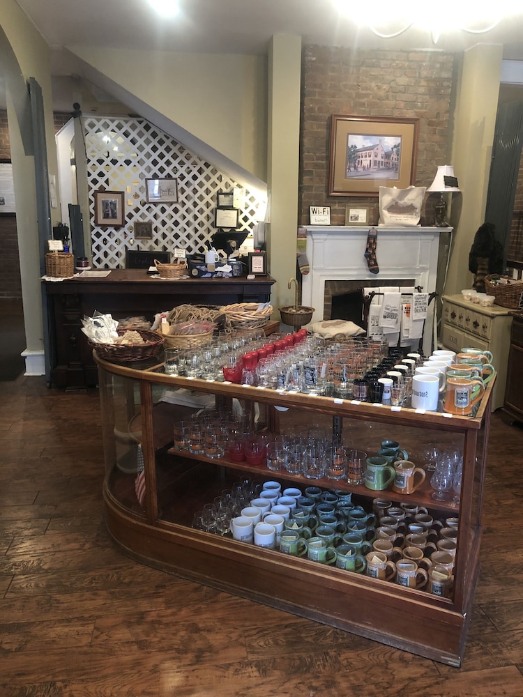 Talbott Inn