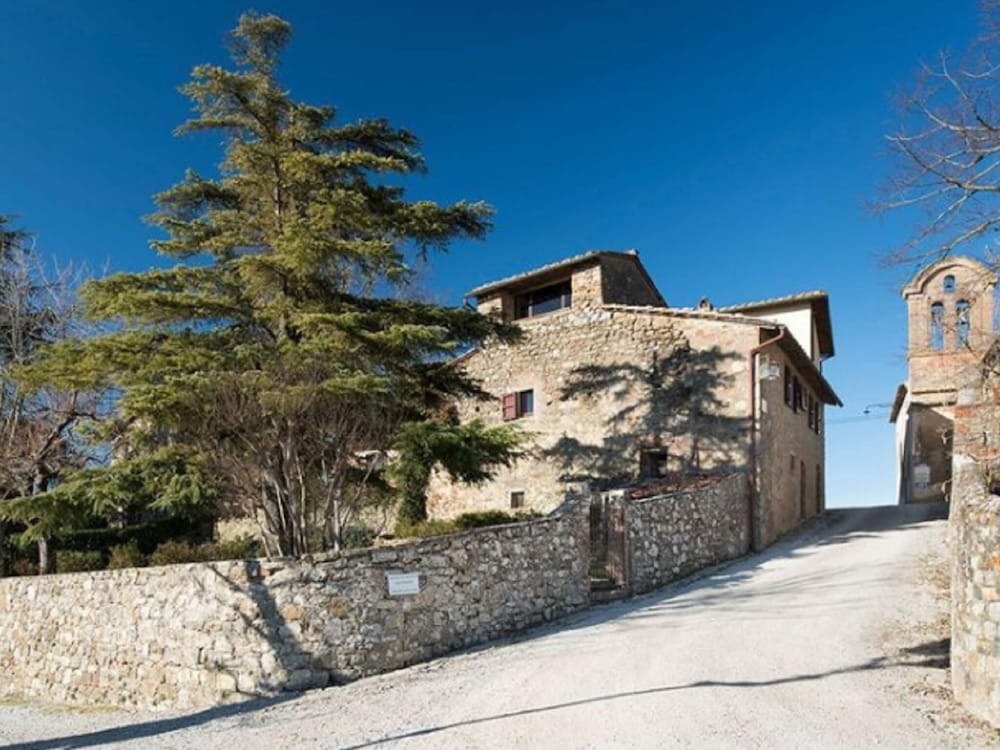 Holiday Home in Pergine Valdarno With Pool view 4