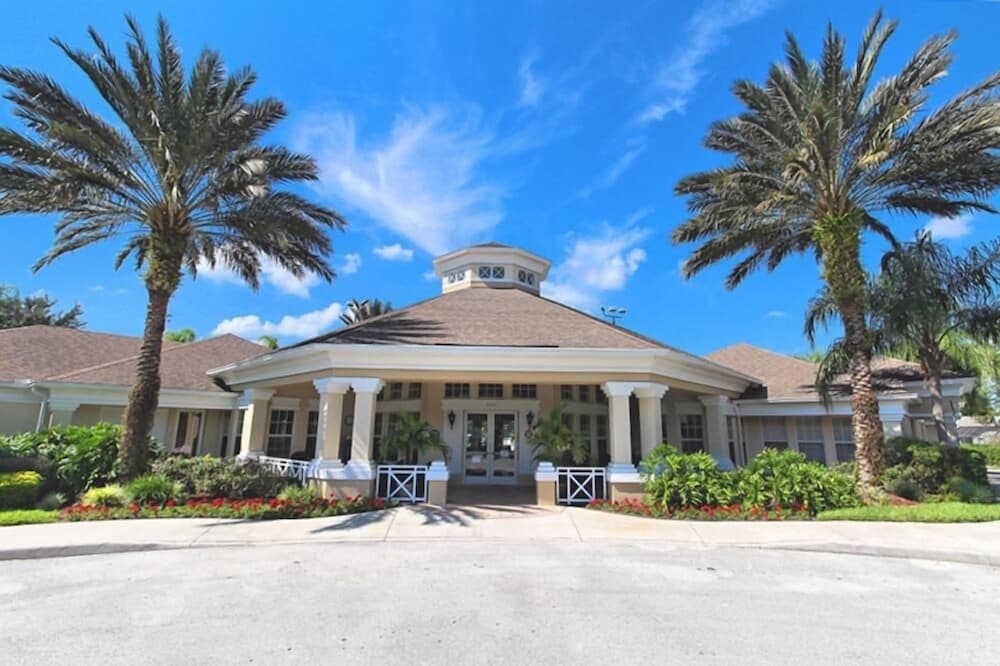 Windsor Palms Townhome W/private Pool Near Disney 3 Bedroom Townhouse