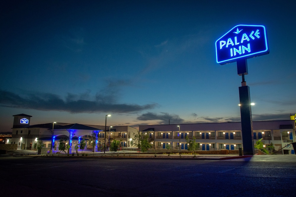 Hotel Palace Inn - Image 1