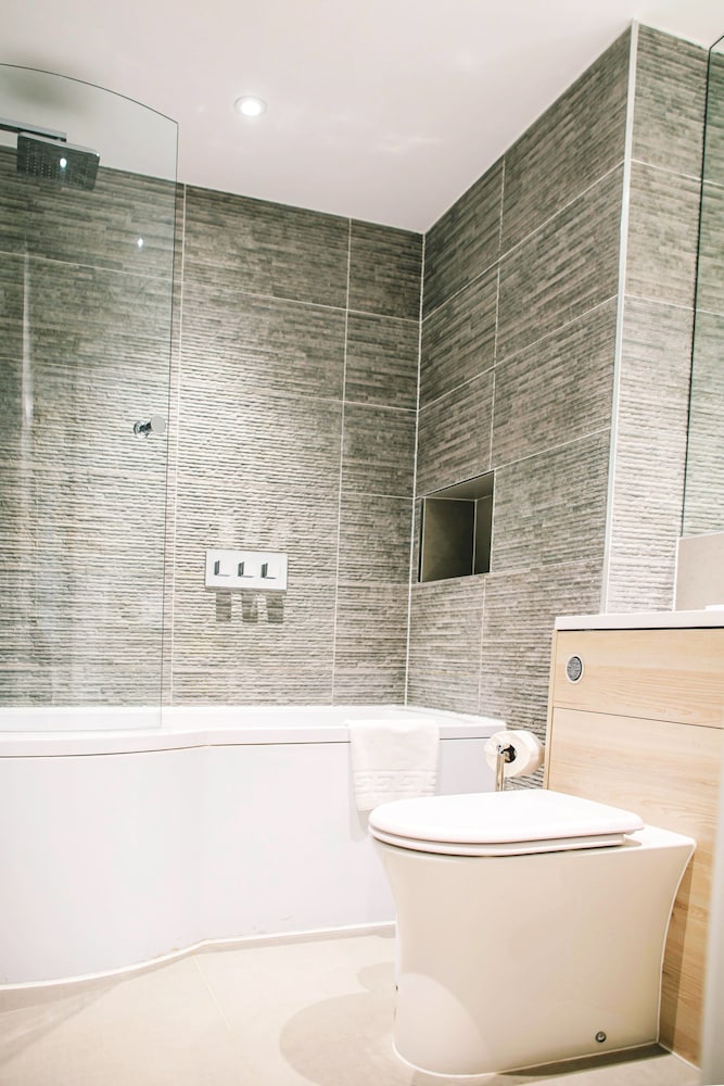 Accomodo London South Kensington - Elegant 3 Bedroom Apartments near Museums