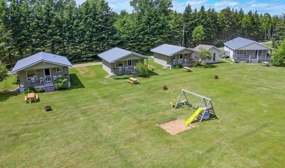 Fiddlers Green  Country Cottages