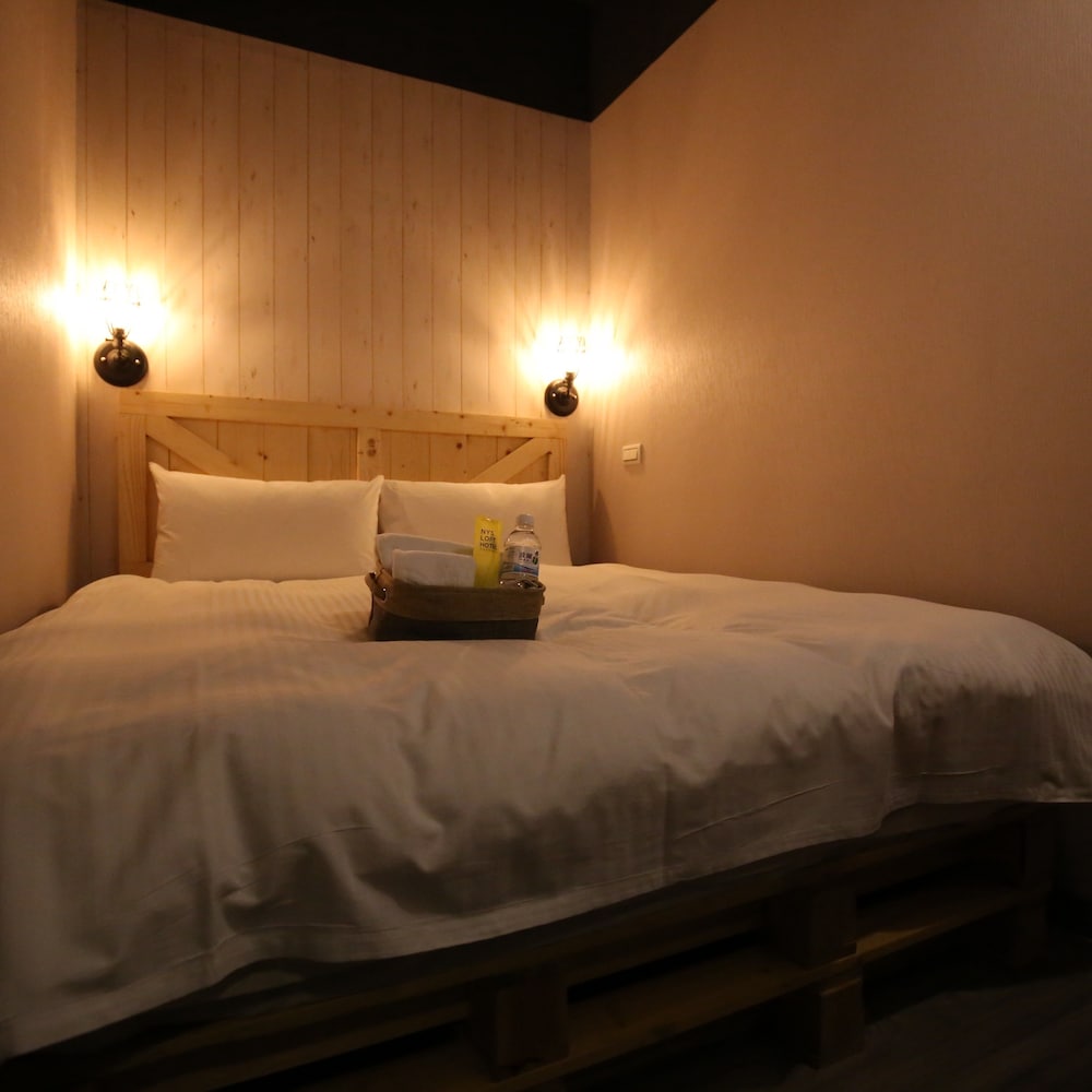 Nys Loft Hotel - Hostel