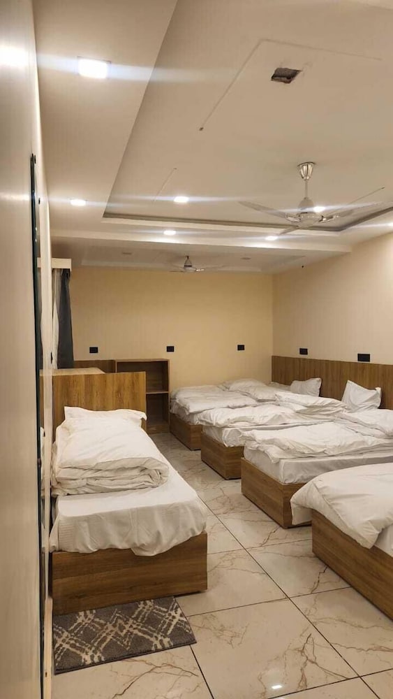 Peepal Hotel And Restaurant