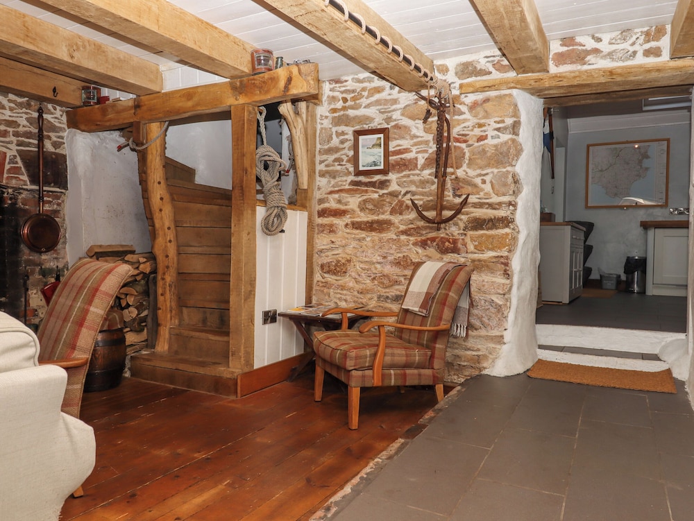Alpha Cottage